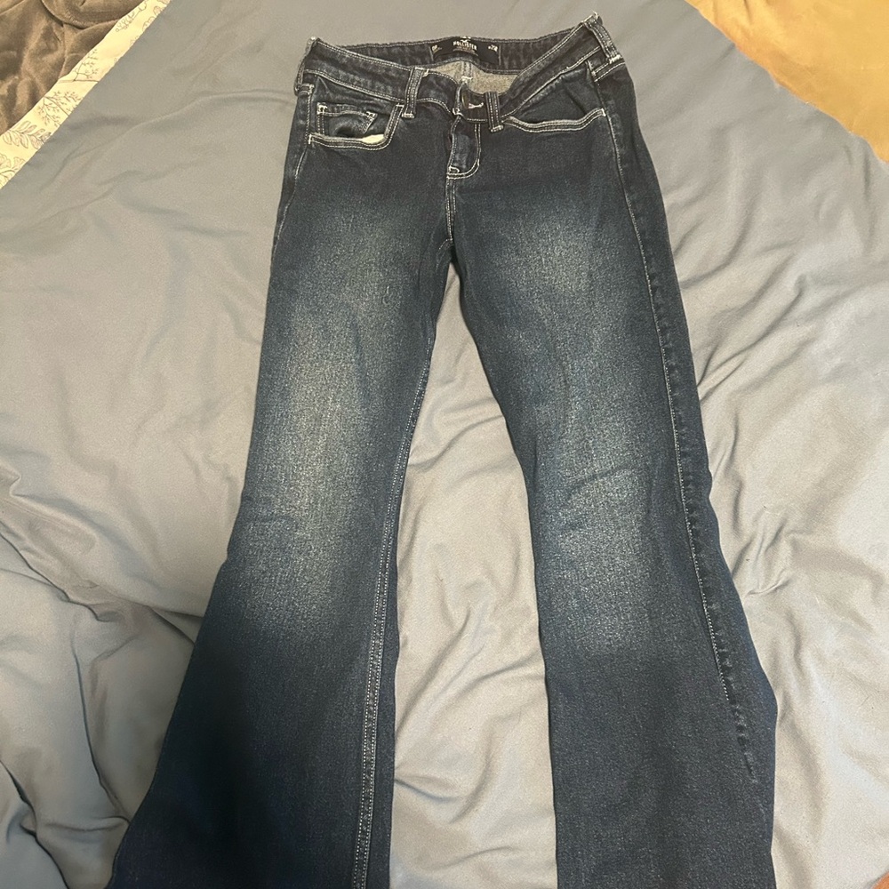 Dark wash hollester jeans
